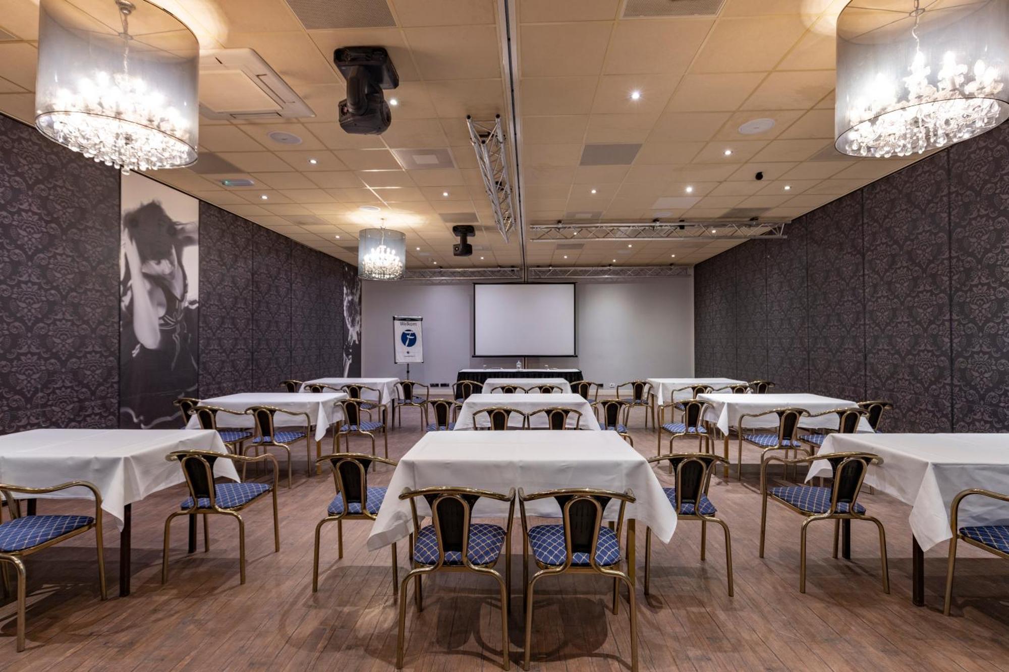 Fletcher Hotel - Restaurant Хейло Экстерьер фото