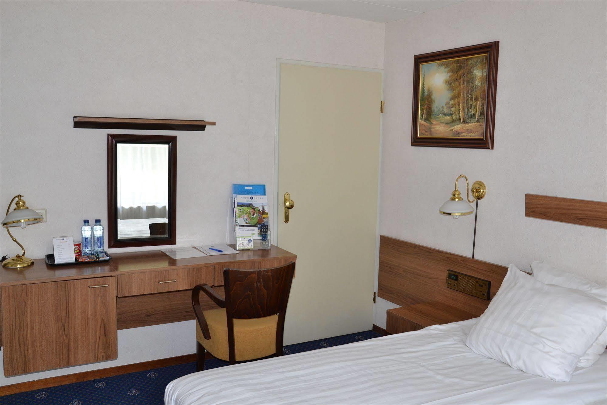 Fletcher Hotel - Restaurant Хейло Экстерьер фото